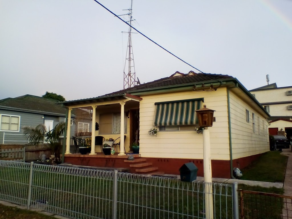 Harris Family Home | lodging | 21 Ruskin St, Beresfield NSW 2322, Australia | 0438665652 OR +61 438 665 652