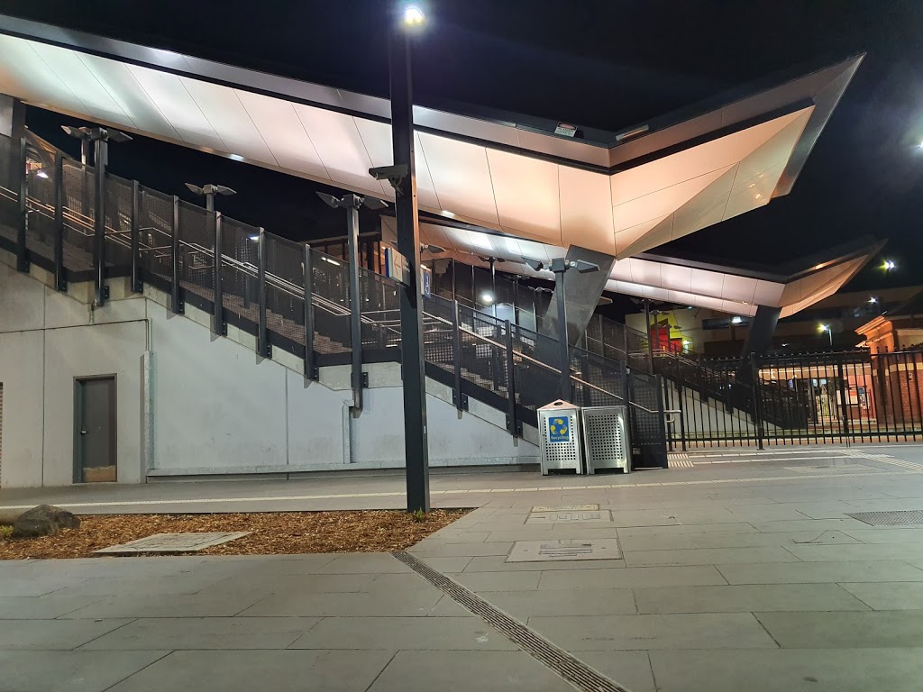 Footscray Station Car Park | parking | 4 Hyde St, Footscray VIC 3011, Australia