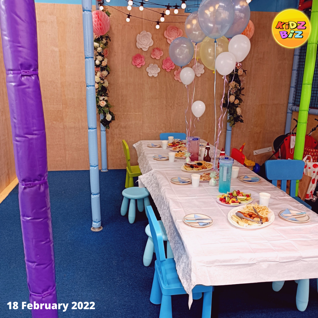 Kidz Biz | cafe | 14/23 Enterprise Ave, Tweed Heads South NSW 2486, Australia | 0756593011 OR +61 7 5659 3011