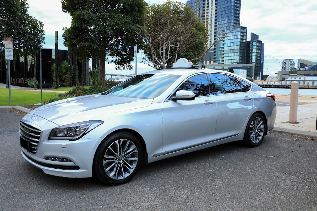 Luxo Cabs | 3 Nectar Ave, Manor Lakes VIC 3024, Australia | Phone: (03) 8488 8052