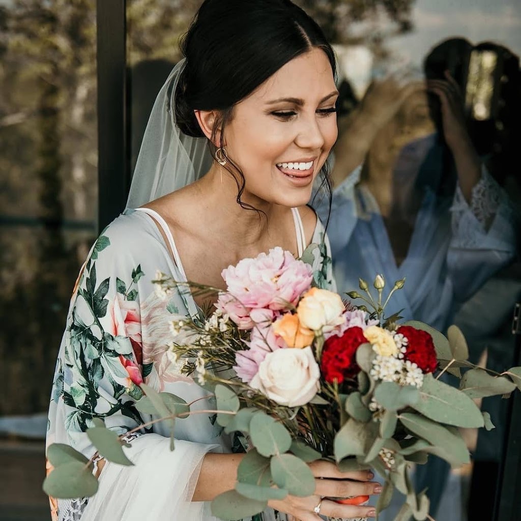 The Flower Lady Shop Port Douglas Mossman Cairns | 14 Front St, Mossman QLD 4873, Australia | Phone: 0420 403 737