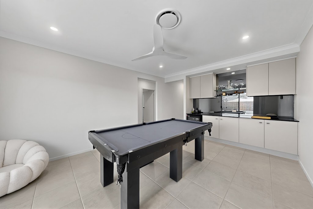 CJ Homes Morayfield Display Home - Kinma Valley | 20 Morinda Cct, Morayfield QLD 4506, Australia | Phone: 0415 972 694