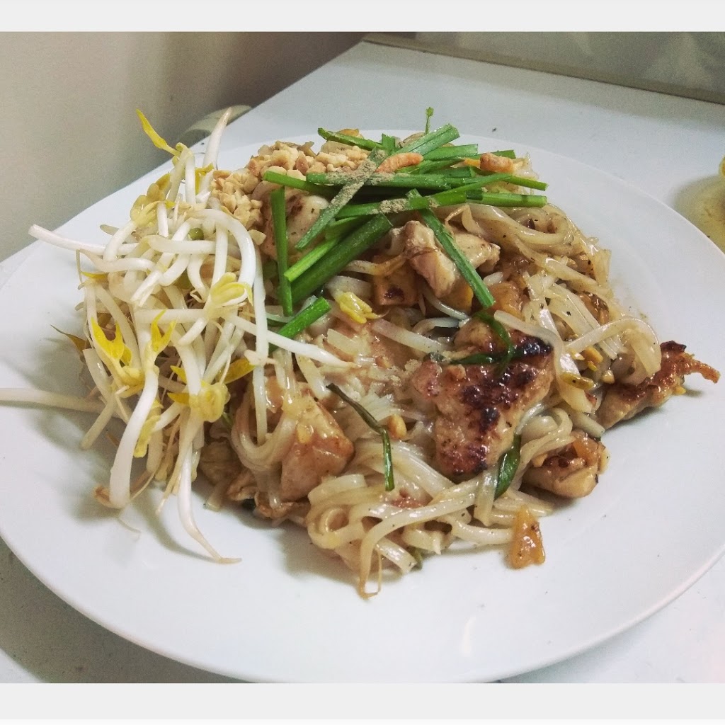 Tiny Thai Takeaway | 86 Moroney St, Bairnsdale VIC 3875, Australia | Phone: (03) 9070 7243