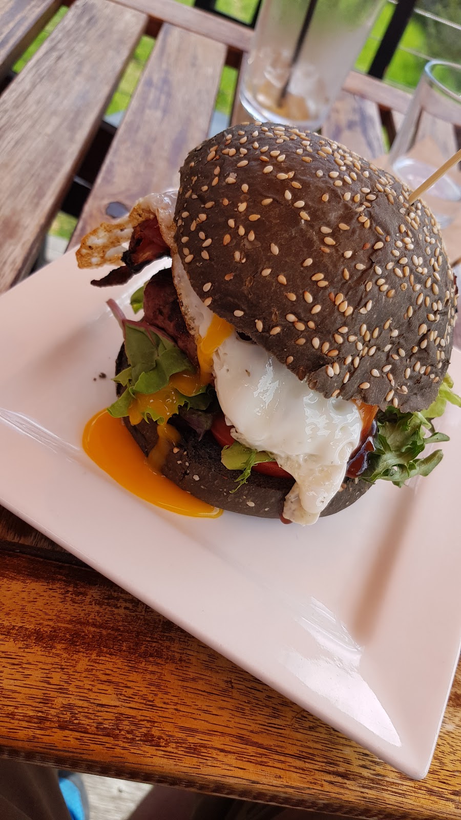Thredbo Burger Bar at Knickerbocker | restaurant | 1 Diggings Terrace, Thredbo NSW 2625, Australia | 0264576844 OR +61 2 6457 6844