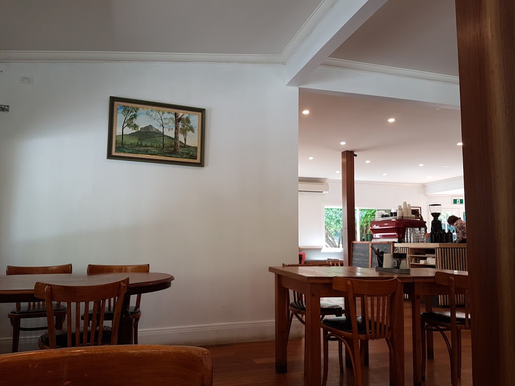 Cooks Corner | cafe | 2 Kallista-Emerald Rd, Kallista VIC 3791, Australia | 0382014310 OR +61 3 8201 4310