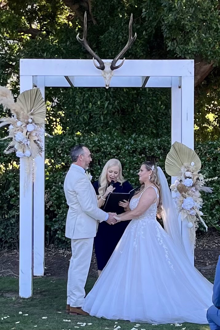 Sydney Wedding Celebrancy by Carol | 9 The Esplanade, Frenchs Forest NSW 2086, Australia | Phone: 0421 904 447