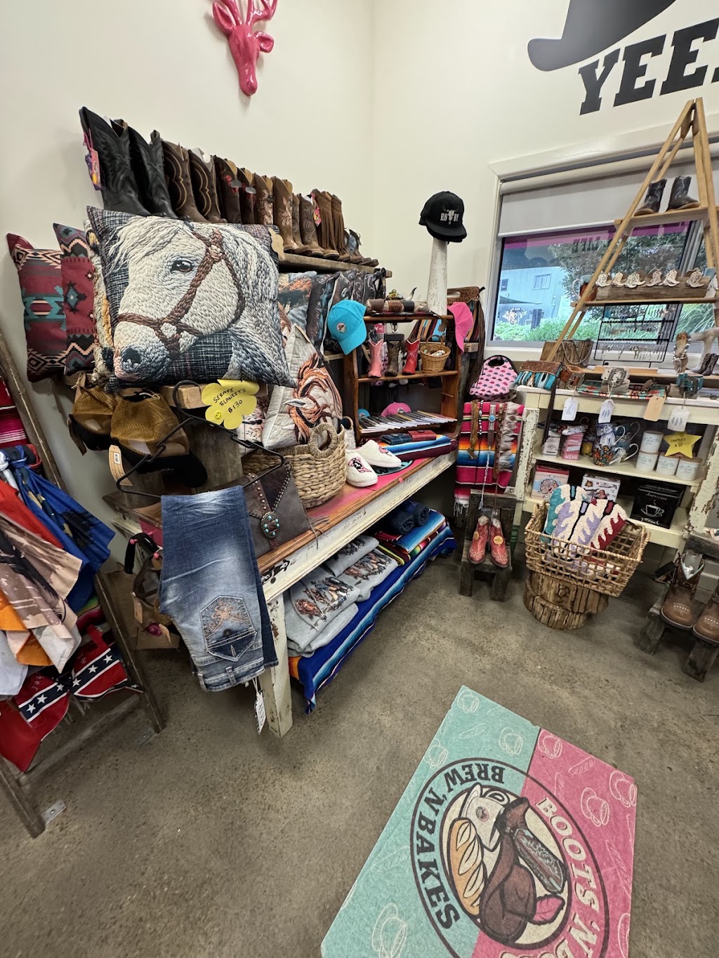 Boots n Bobs Brew n Bakes | 3380 Whittlesea-Yea Rd, Flowerdale VIC 3717, Australia | Phone: 0412 491 395