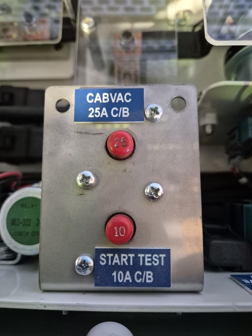 A.G Auto Electrical & Air-Conditioning | 2/6 Pineapple Dr, Hidden Valley QLD 4703, Australia | Phone: 0419 170 184