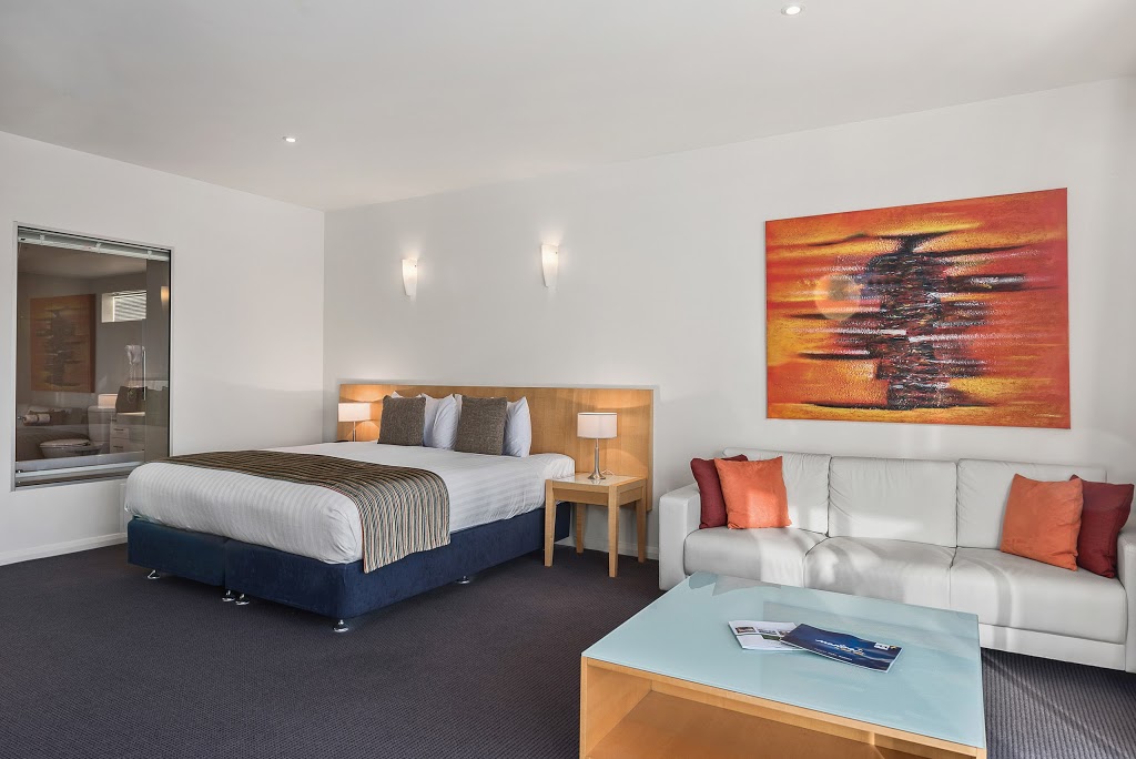 York Cove Holiday Hotel | 2 Ferry Blvd, George Town TAS 7253, Australia | Phone: (03) 6382 9900