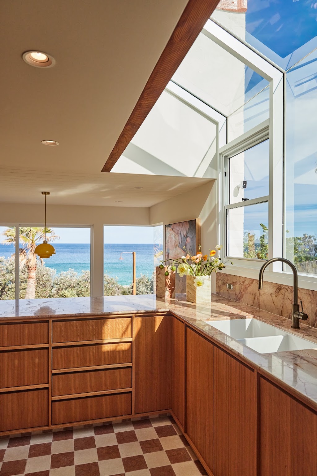 Chante Mer House | 55 S Pacific Cres, Ulladulla NSW 2539, Australia | Phone: 0423 357 057
