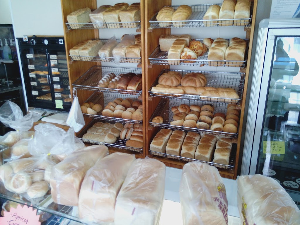 Chirn Park Bake n Cakes | bakery | 33 Musgrave Ave, Labrador QLD 4215, Australia | 0755911616 OR +61 7 5591 1616