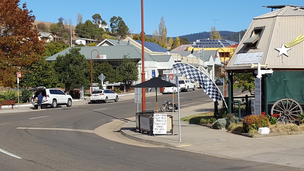 Omeo Service Station | gas station | 170 Day Ave, Omeo VIC 3898, Australia | 0351591600 OR +61 3 5159 1600