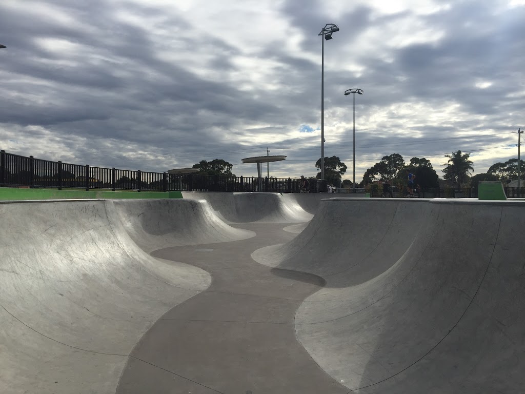 Noble Park Skatepark | park | Memorial Dr, Noble Park VIC 3174, Australia