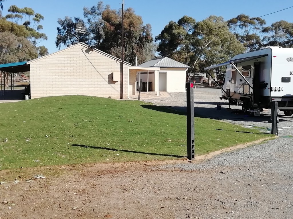 Saddleworth Caravan Park | 9 Whip St, Saddleworth SA 5413, Australia