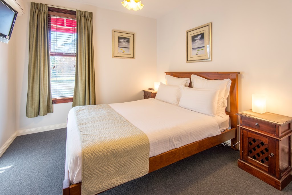 Tranquilles Bed and Breakfast. | 9 Gumbowie Dr, Port Sorell TAS 7307, Australia | Phone: (03) 6428 7555