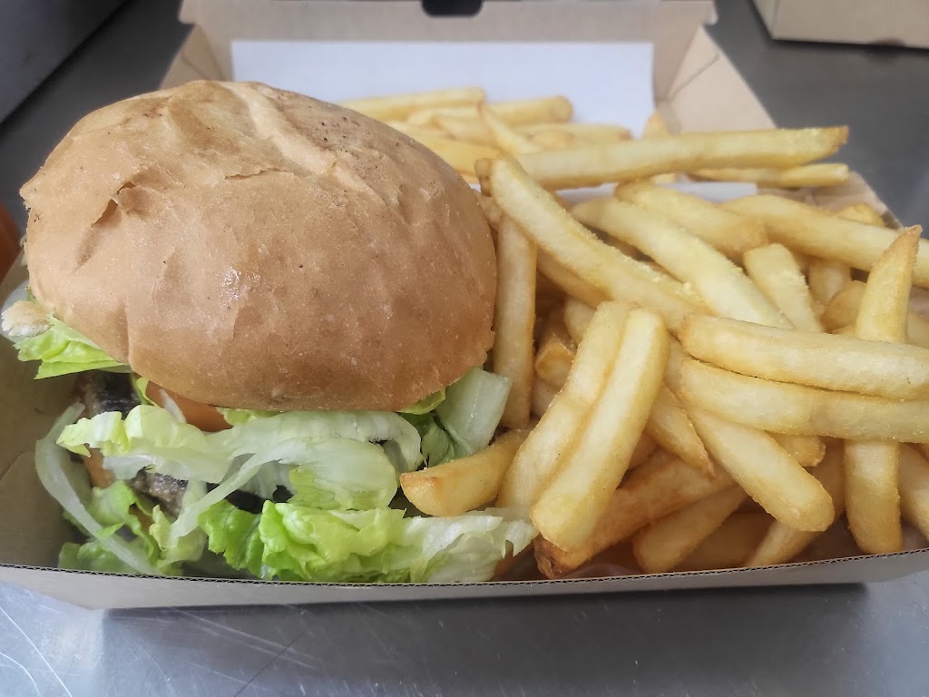 Fiish Me Up | Shop 2/298-328 Bayliss Rd, Heritage Park QLD 4118, Australia | Phone: 0483 286 715