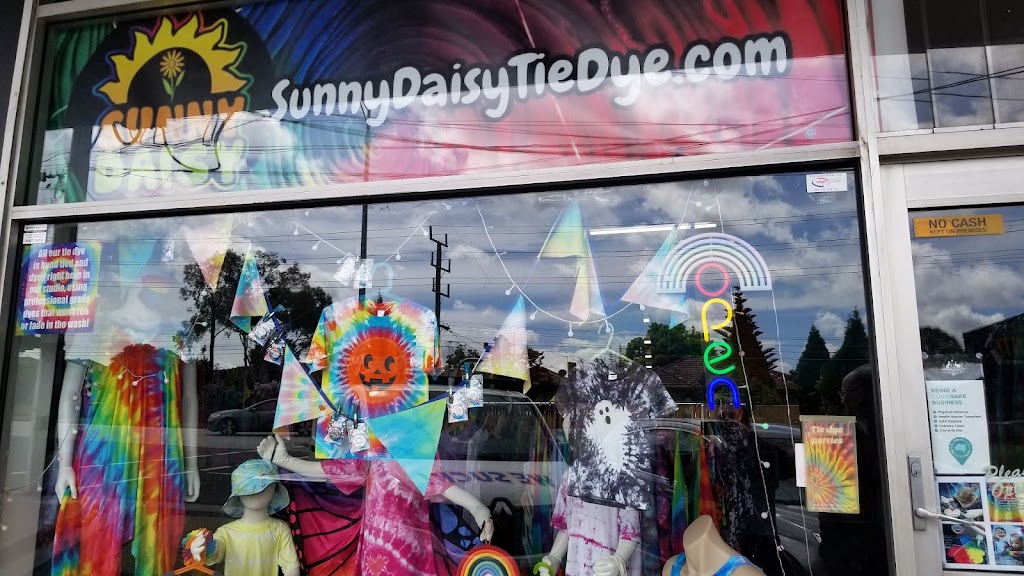 Sunny Daisy Tie Dye | 486A South Rd, Moorabbin VIC 3189, Australia | Phone: 0434 505 300