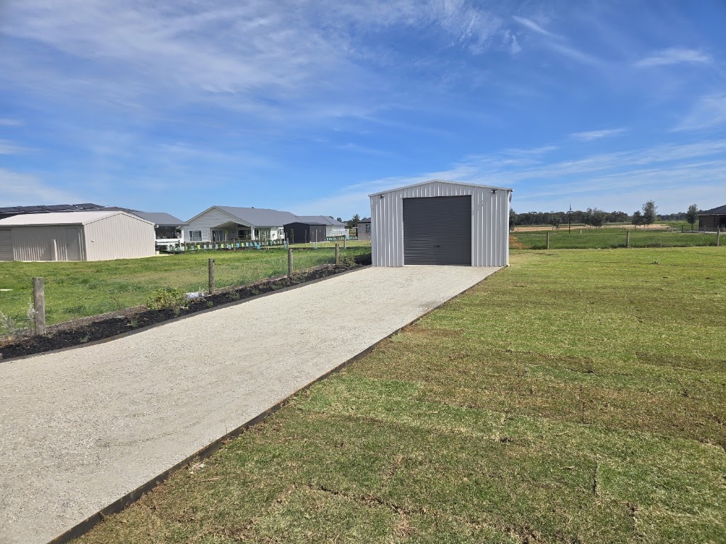 Shepparton mini diggers and landscaping | 1282 Lancaster-Mooroopna Rd, Mooroopna North VIC 3629, Australia | Phone: 0447 772 974