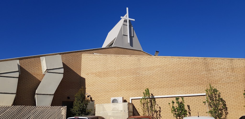 Willetton Catholic Parish | church | 5 Ingham Ct, Willetton WA 6155, Australia | 0893325992 OR +61 8 9332 5992