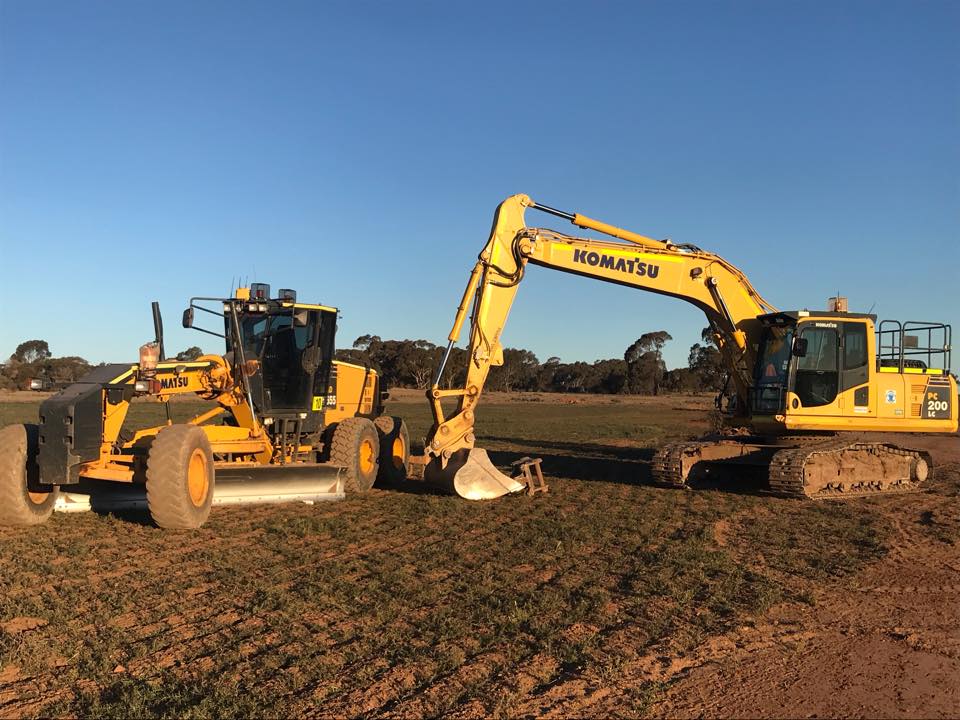 Cleary Earth and Civil | general contractor | 13077 Newell Hwy, West Wyalong NSW 2671, Australia | 0414926320 OR +61 414 926 320