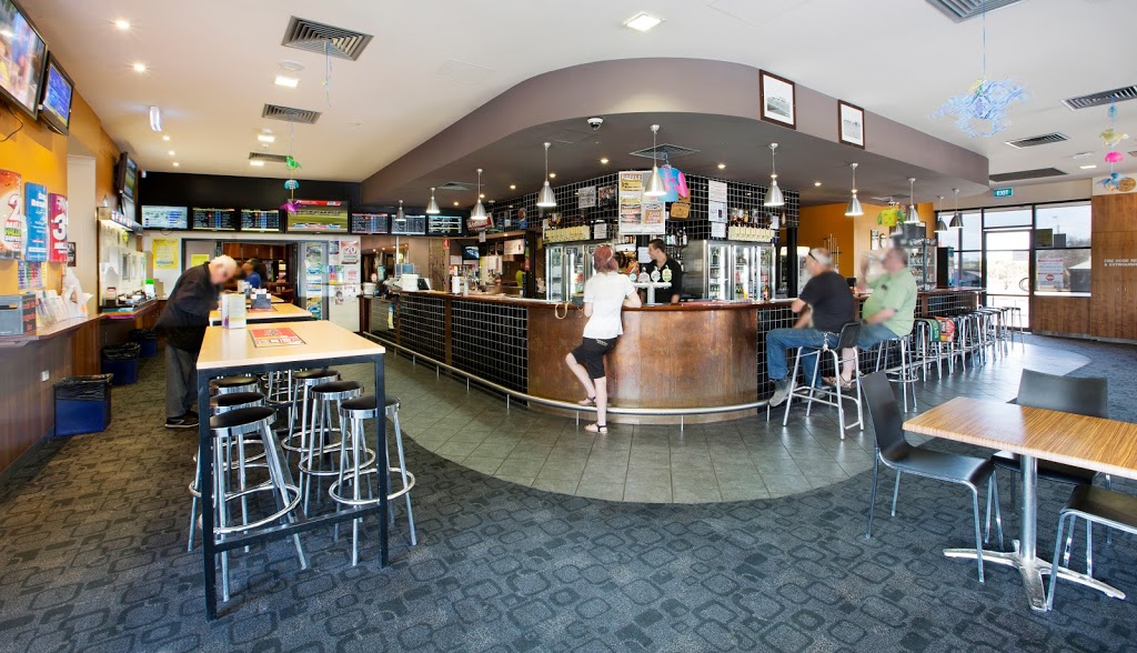 Nightcap at Playford Tavern | lodging | 80 Peachey Rd, Davoren Park SA 5113, Australia | 0882556533 OR +61 8 8255 6533