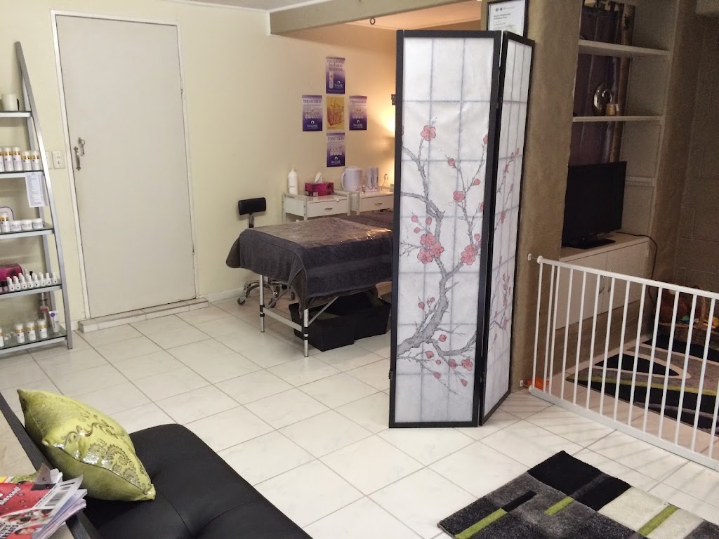 Ja Vincis Beauty | 30 Owarra Ave W, Ferny Hills QLD 4055, Australia | Phone: 0431 213 854