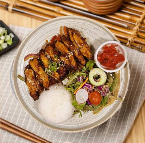 Sushi Sapporo Glenmore Park (Sushi & Snack Bar) | 90-98 Glenmore Ridge Dr, Glenmore Park NSW 2745, Australia | Phone: 0406 679 948