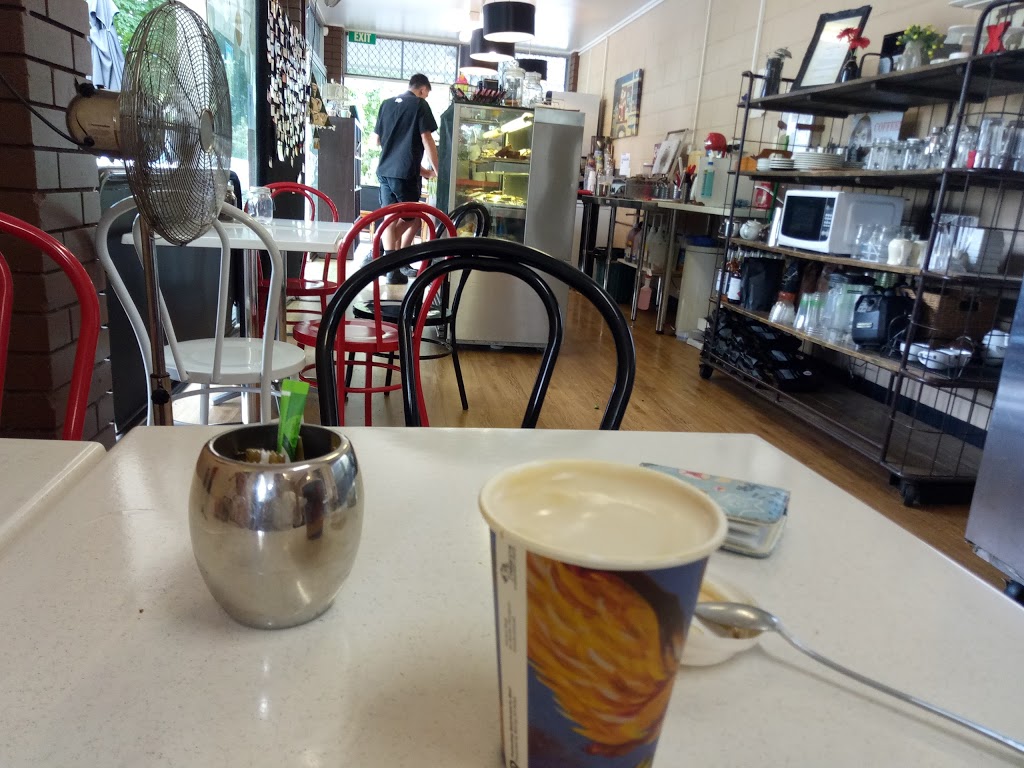 Coffee on THE Way | 120 Ferny Way, Ferny Hills QLD 4055, Australia | Phone: (07) 3161 2643