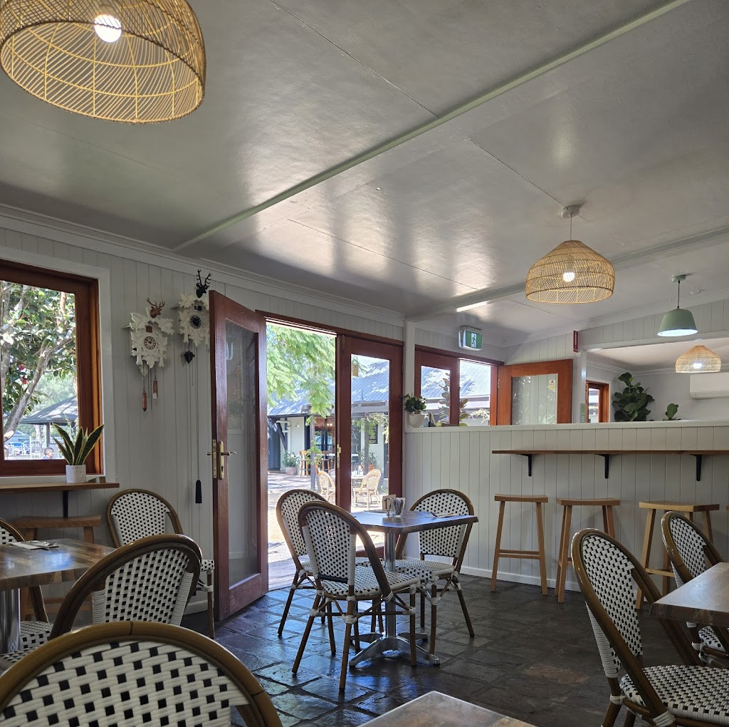 Wild Honey Café | 9913 New England Hwy, Cabarlah QLD 4352, Australia | Phone: (07) 4696 7215