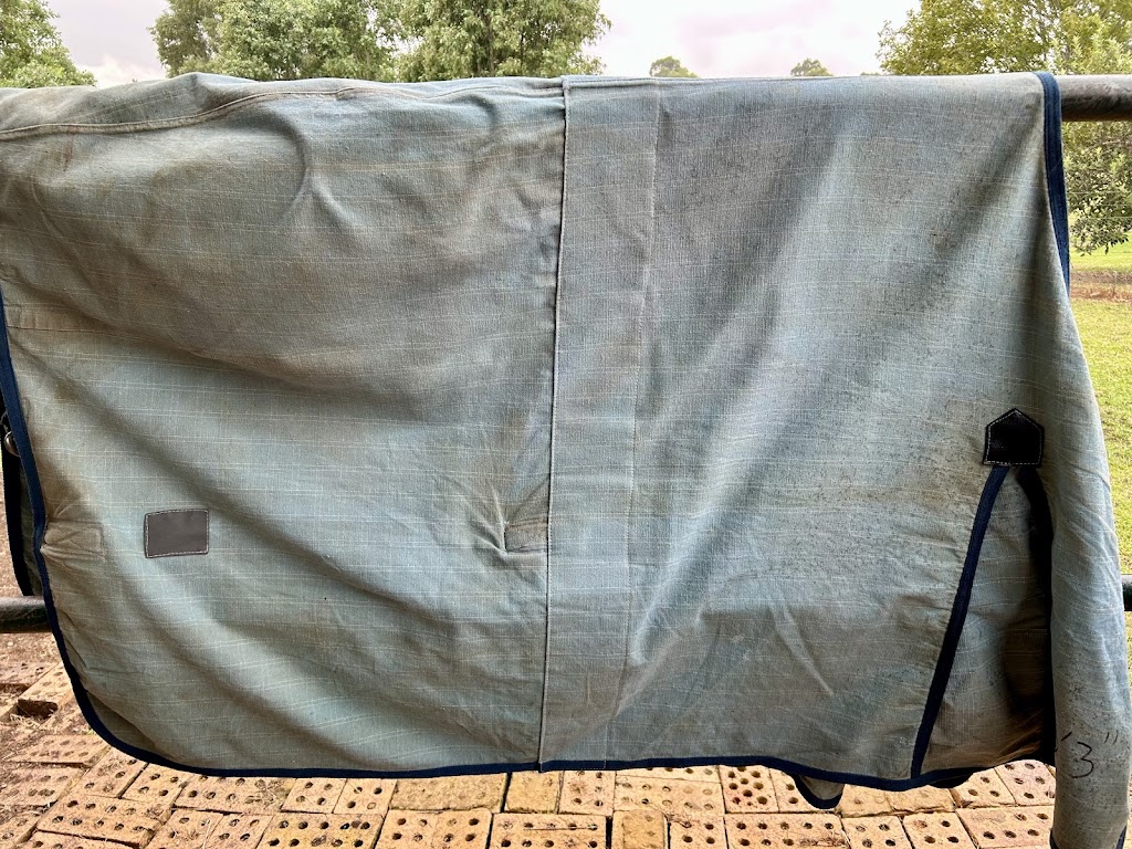 Orangeville Horse Rug Repairs | 720 Silverdale Rd, Orangeville NSW 2570, Australia | Phone: 0431 170 624