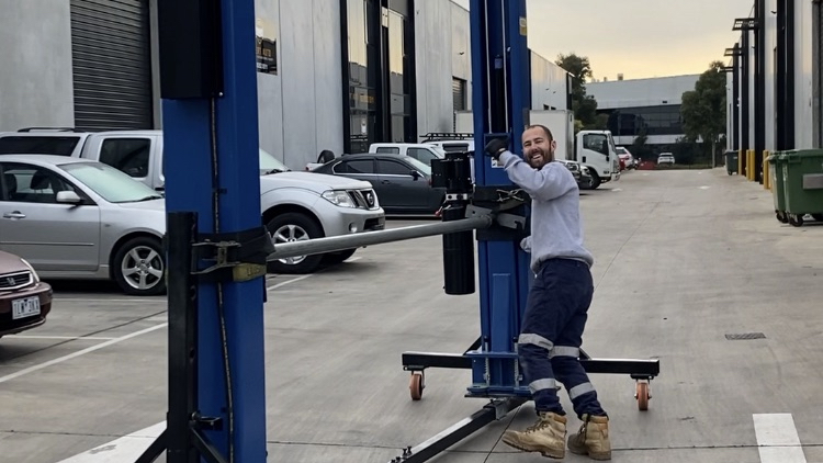 Lift Me Hoist Services Pty Ltd | 9 Therese Ct, Lara VIC 3212, Australia | Phone: 1800 965 308