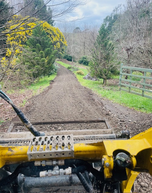 Apollo Bay Earthmoving & Landscapes | 75 Montrose Ave, Apollo Bay VIC 3233, Australia | Phone: 0420 350 729