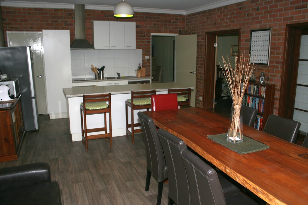 Quindalup Cottage | lodging | 6 Wilson Ave, Quindalup WA 6281, Australia | 0433335488 OR +61 433 335 488