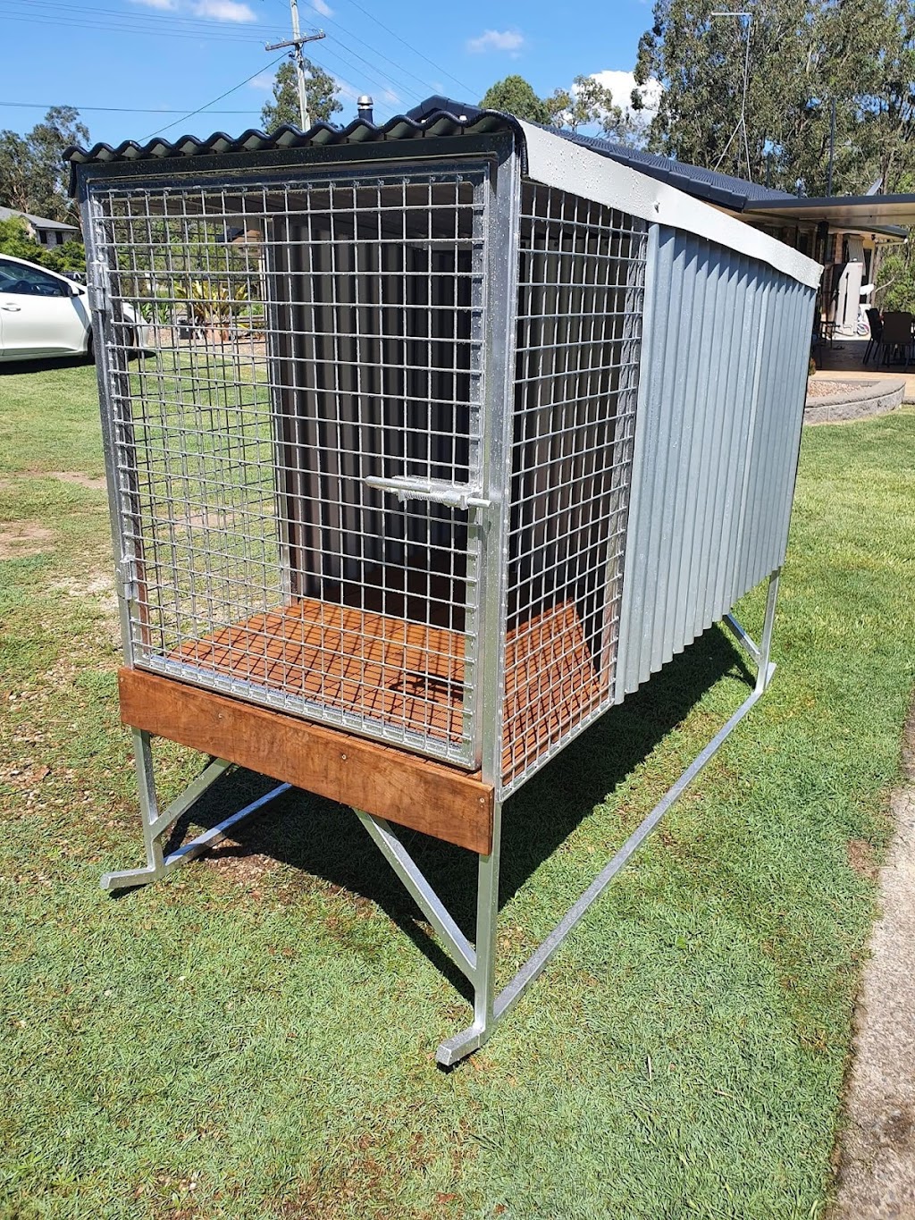 Russell Contracting Pty Ltd | 10 Yellowood Ct, Kensington Grove QLD 4341, Australia | Phone: 0439 316 782