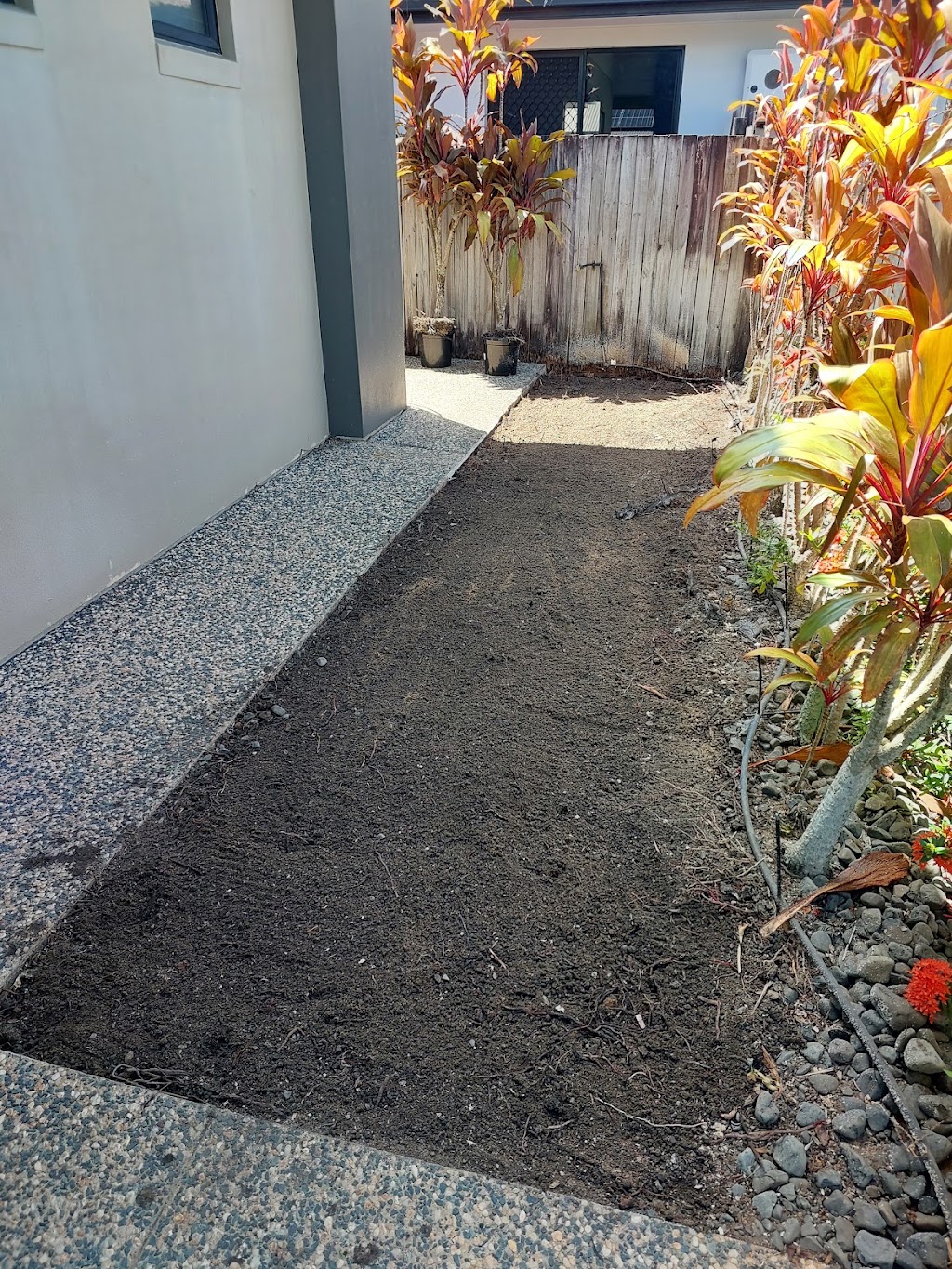 Axemen Stumpgrinding & Lawn Care | 37 McIntyre St, East Mackay QLD 4740, Australia | Phone: 0488 931 506