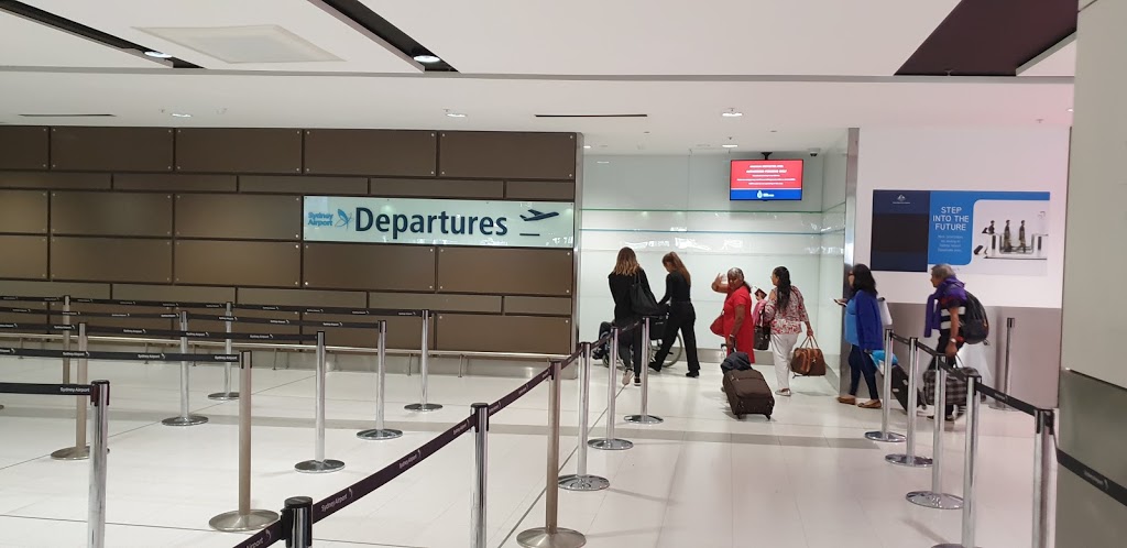 Optus Sydney International Airport | Departure Plaza, Mascot NSW 2020, Australia | Phone: 13 39 37