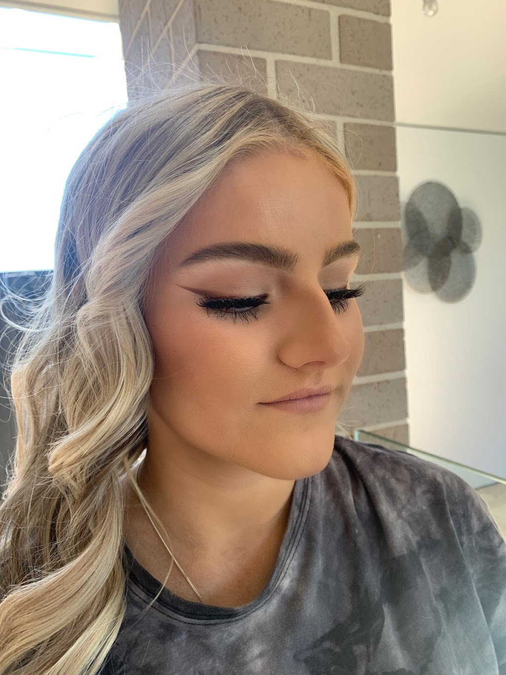 Makeup By Courtney Leigh | 31 The Acres Way, Tahmoor NSW 2573, Australia | Phone: 0431 912 001