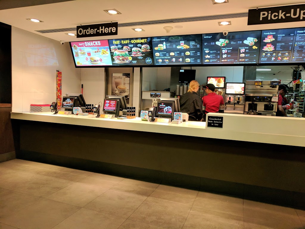 McDonalds Penrith | meal takeaway | Cnr High St &, Kendall St, Penrith NSW 2750, Australia | 0247321545 OR +61 2 4732 1545