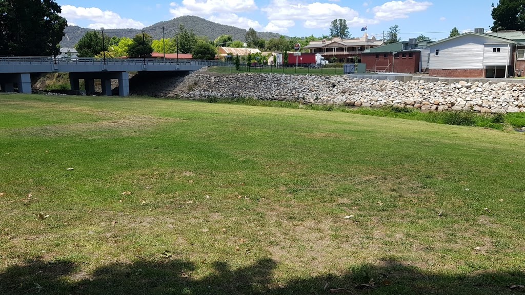 Golden Gully Park | Victoria Hill Rd, Adelong NSW 2729, Australia