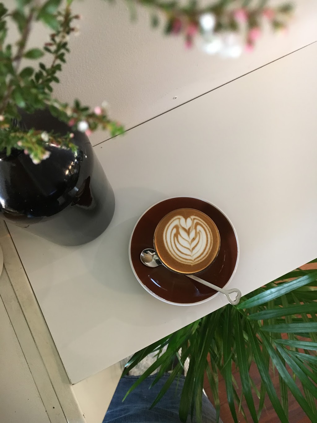 Swich Espresso | cafe | 954 Logan Rd, Holland Park West QLD 4121, Australia