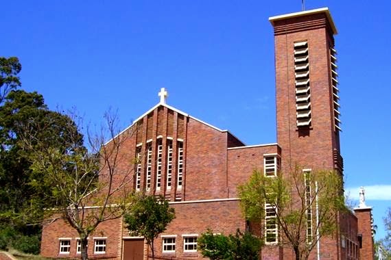 St Josephs Catholic Church Cessnock | church | 2 Cumberland St, Cessnock NSW 2325, Australia | 0249901551 OR +61 2 4990 1551