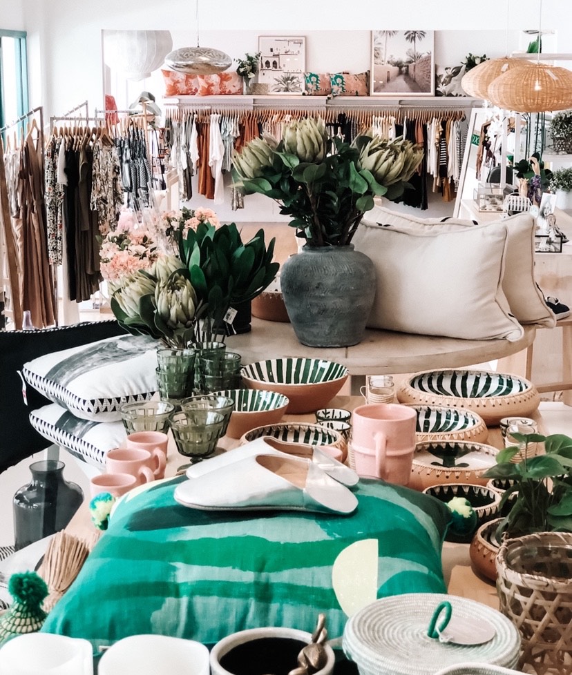 Paya Homewares and Gifts | home goods store | Shingley Beach Resort, Shop 4/115 Shingley Dr, Cannonvale QLD 4802, Australia | 0749467577 OR +61 7 4946 7577