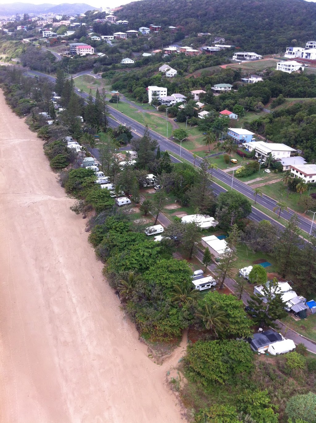 Beachside Caravan Park | rv park | 45-51 Farnborough Rd, Yeppoon QLD 4703, Australia | 0749393738 OR +61 7 4939 3738