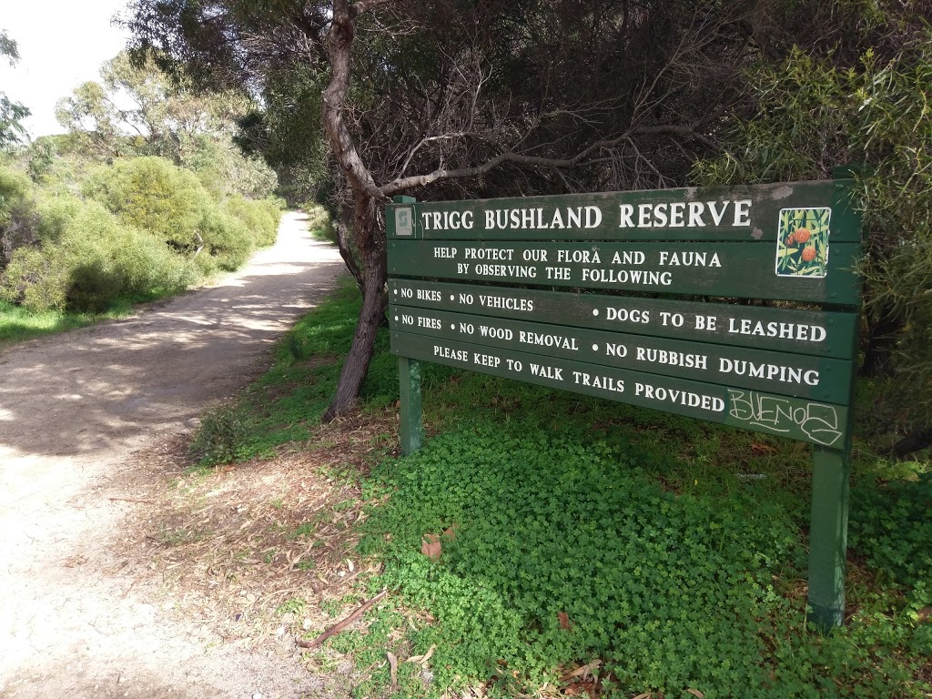 Trigg Bushland Reserve | park | 88 Lynn St, Trigg WA 6029, Australia