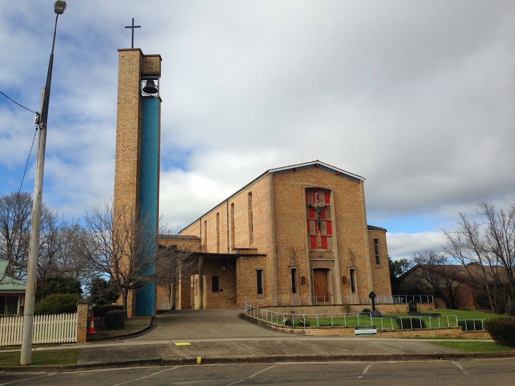 Lovat Chapel | church | 103 Meehan St, Yass NSW 2582, Australia | 0262261086 OR +61 2 6226 1086