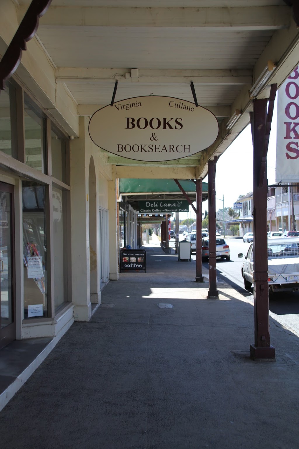 VIRGINIA CULLANE BOOKS | book store | 81 Gaskill St, Canowindra NSW 2804, Australia | 0263441437 OR +61 2 6344 1437