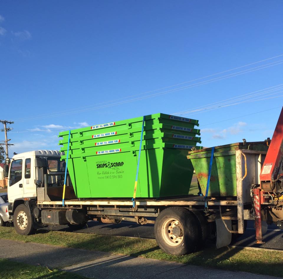 Kempsey Skip Bins | 9 Akubra Pl, South Kempsey NSW 2440, Australia | Phone: 0412 596 583