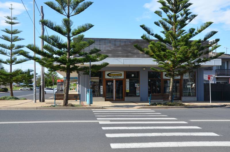Coopers Surf Woolgoolga | store | 82 Beach St, Woolgoolga NSW 2456, Australia | 0266540033 OR +61 2 6654 0033