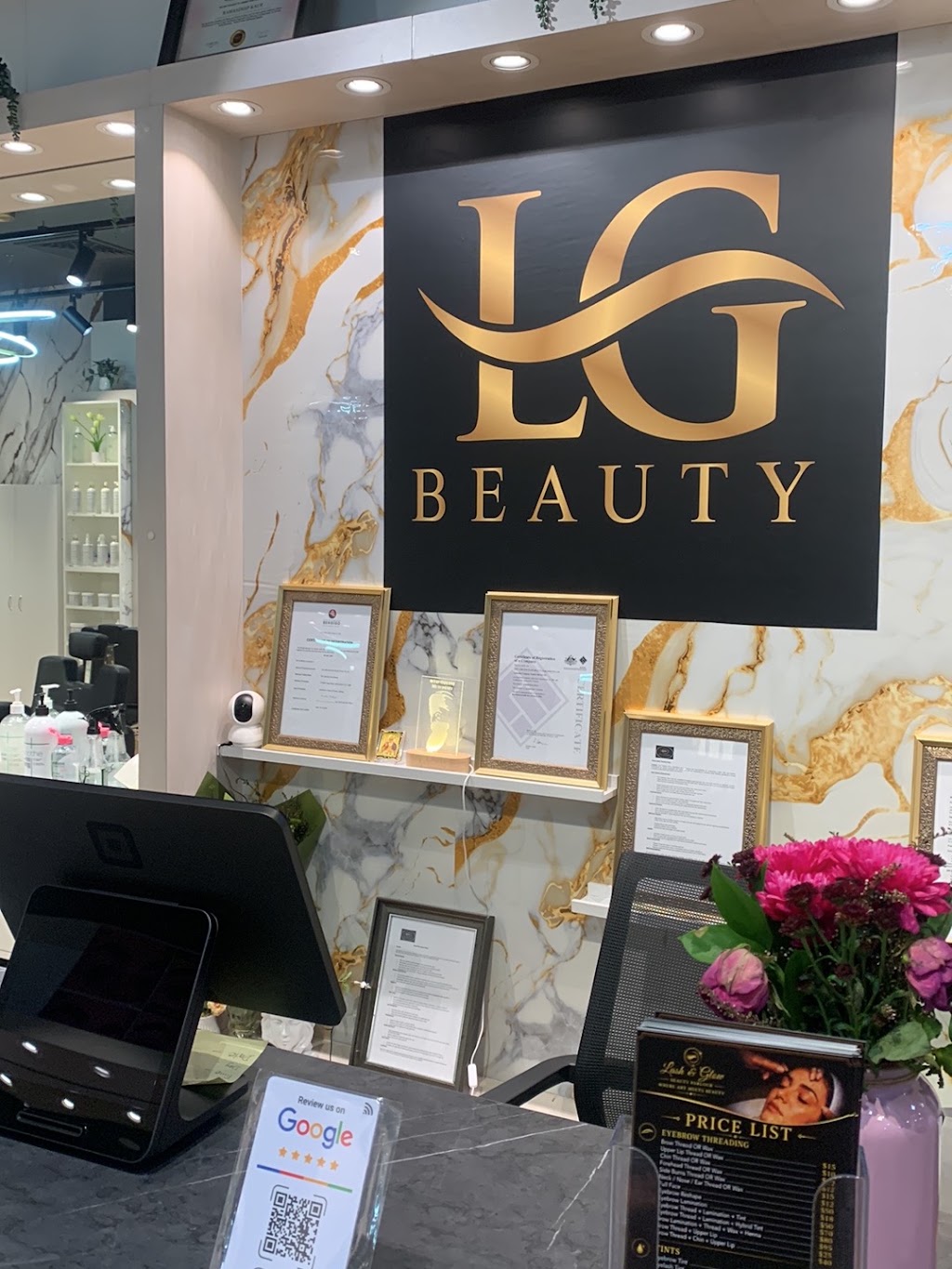 The lash and Glow Beauty Parlour | B Lansell square, Shop 137/267 High St, Kangaroo Flat VIC 3555, Australia | Phone: 0422 841 529