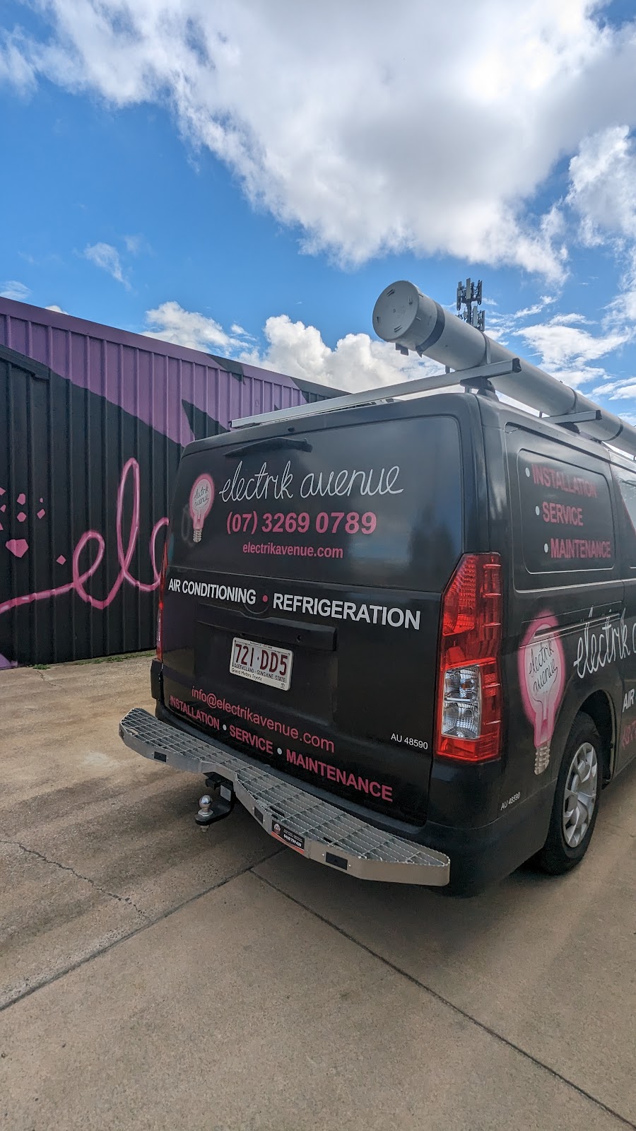 Electrik Avenue | 191 Elliott Rd, Banyo QLD 4014, Australia | Phone: (07) 3269 0789